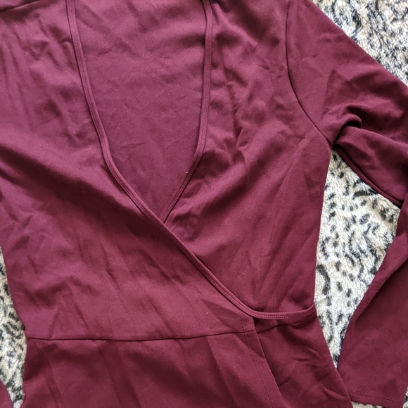 *SOLD* Wrap dress - Picture 4 of 5